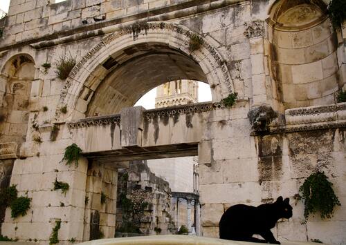 Historical Complex of Split with the Palace of Diocletian - UNESCO World  Heritage Centre