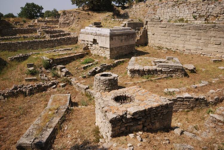 Archaeological Site Of Troy Unesco World Heritage Centre - outstanding universal value brief synthesis the archaeological site of troy