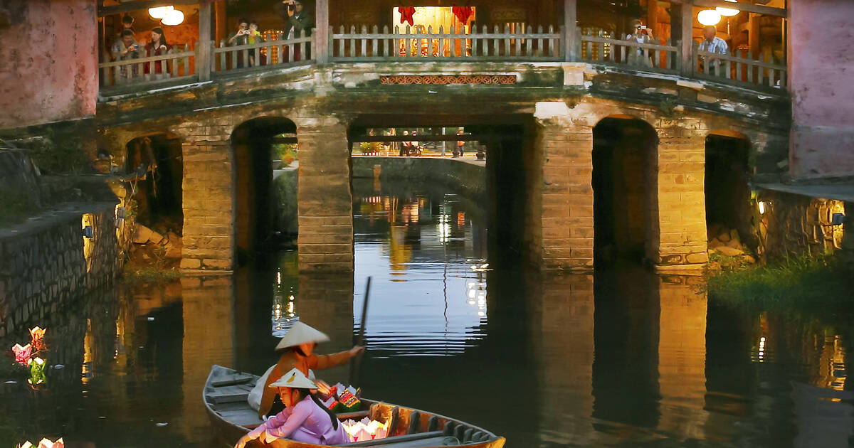 Hoi An Ancient Town - Videos - UNESCO World Heritage Centre