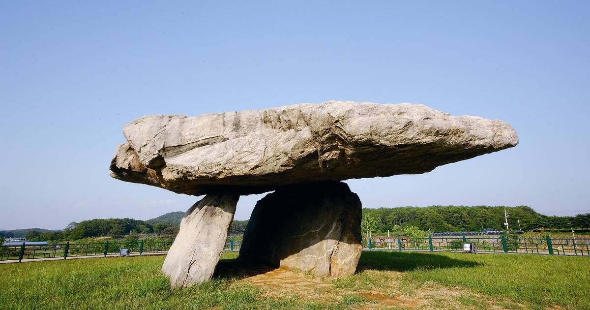 ganghwa dolmen