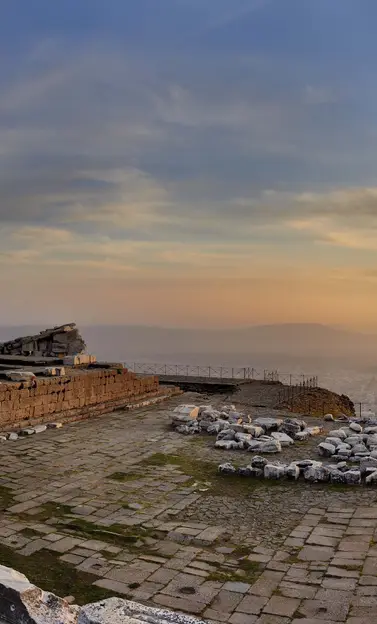 Pergamon and its Multi-Layered Cultural Landscape