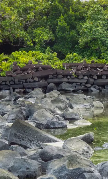 Nan Madol: Ceremonial Centre of Eastern Micronesia